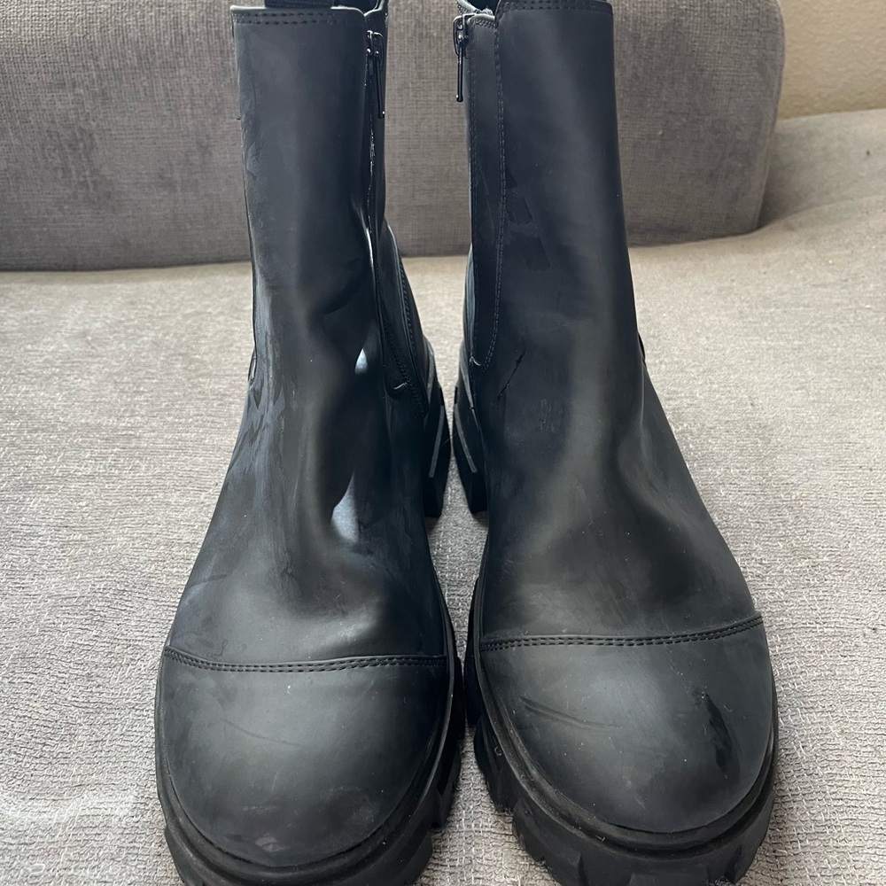 Black Leather Men's Boots